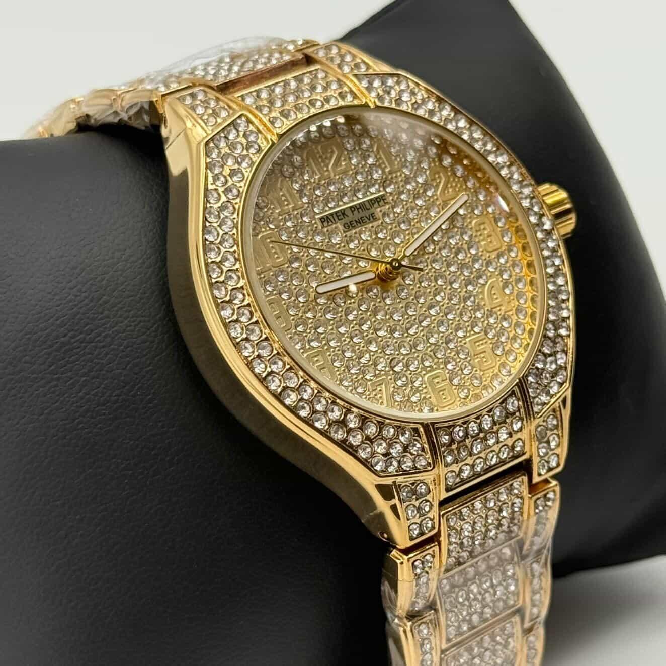 PATEK PHILIPPE GENEVE - GOLD