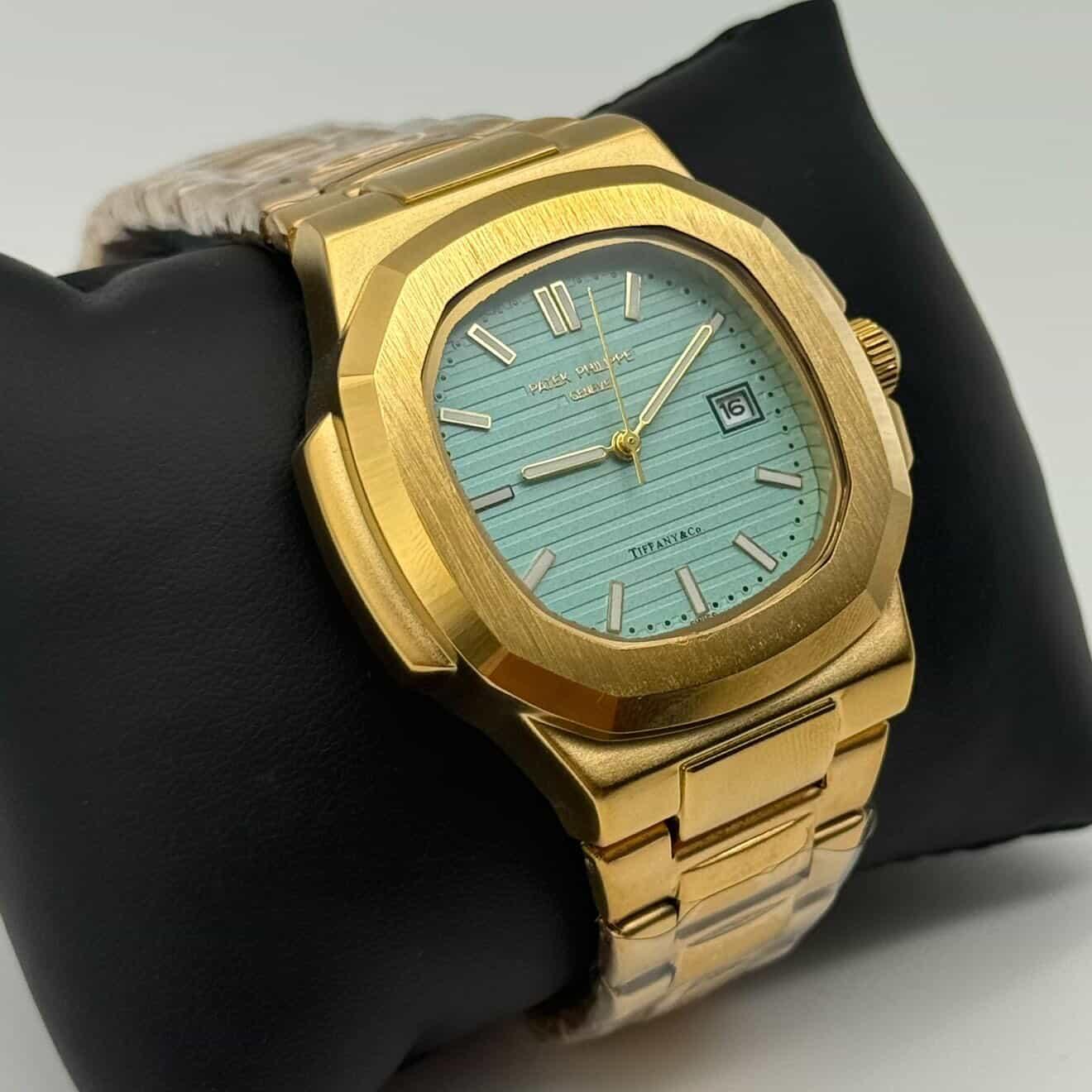 Patek Philippe Nautilus Azul Ciano Tiffany