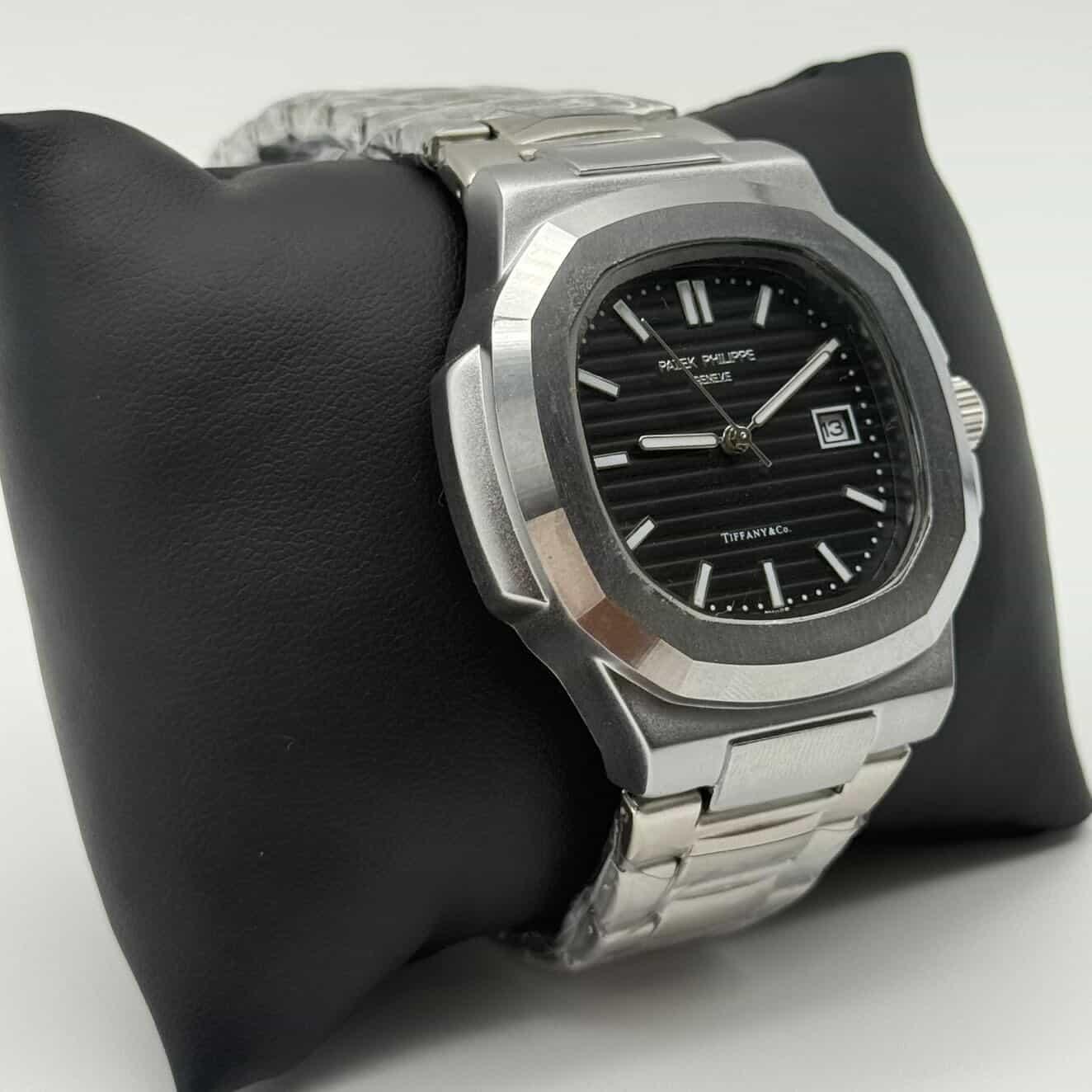 Patek Philippe Nautilus Black