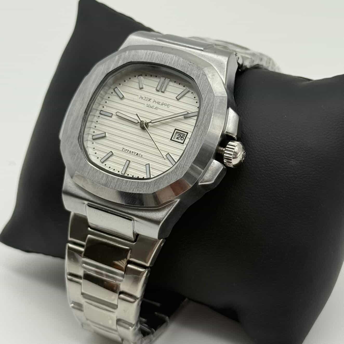 Patek Philippe Nautilus Branco