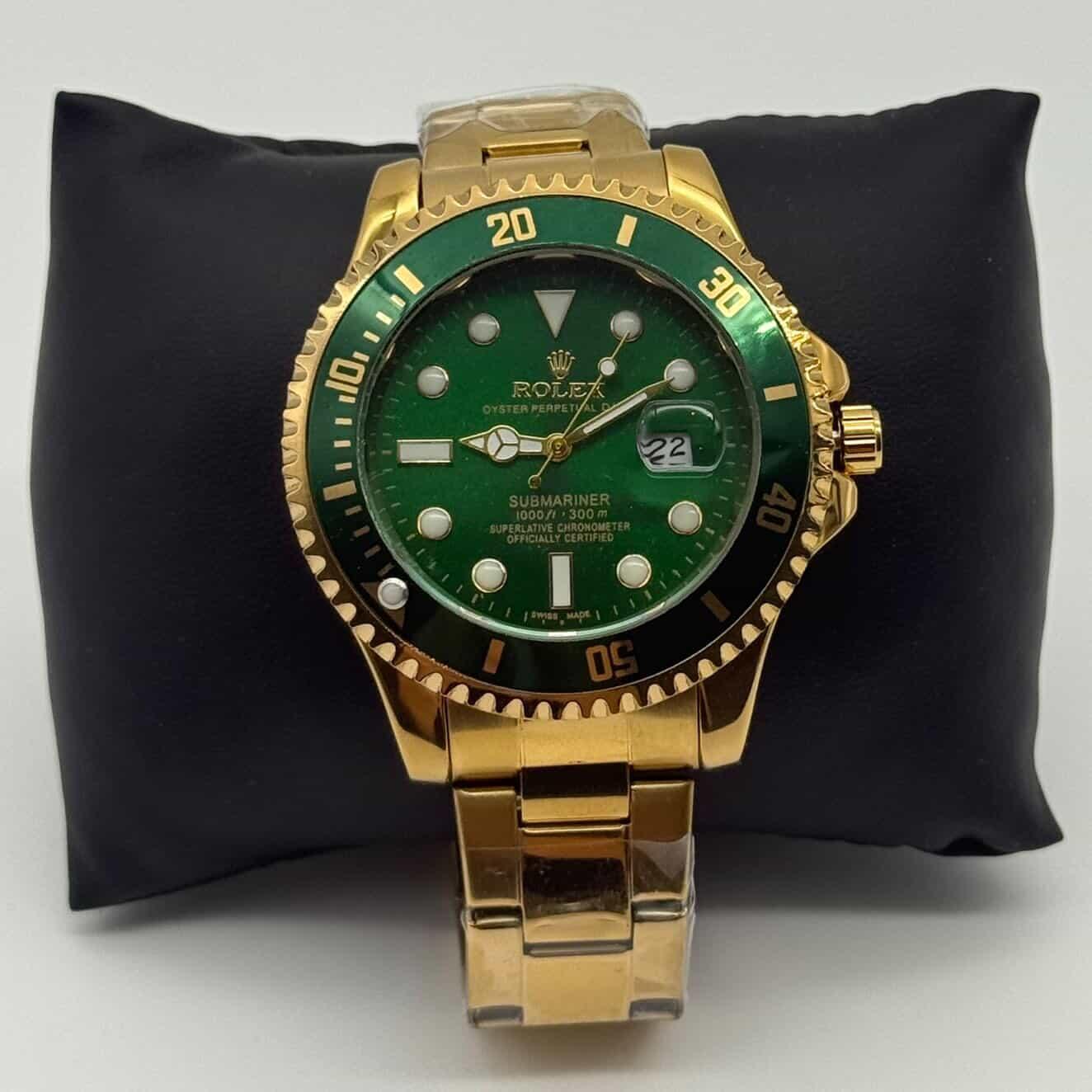 Rolex Submariner Dourado com verde