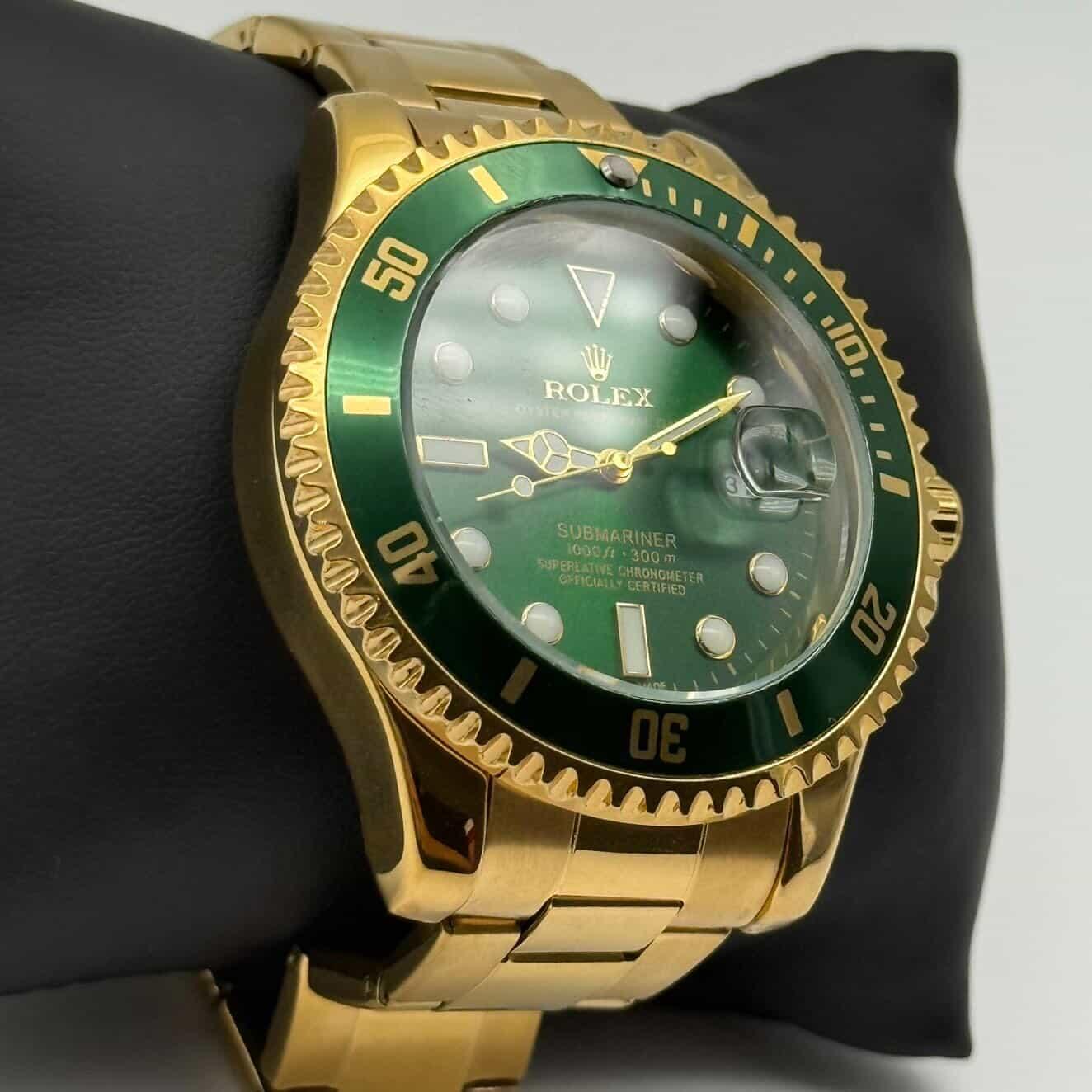 Rolex Submariner Dourado com verde